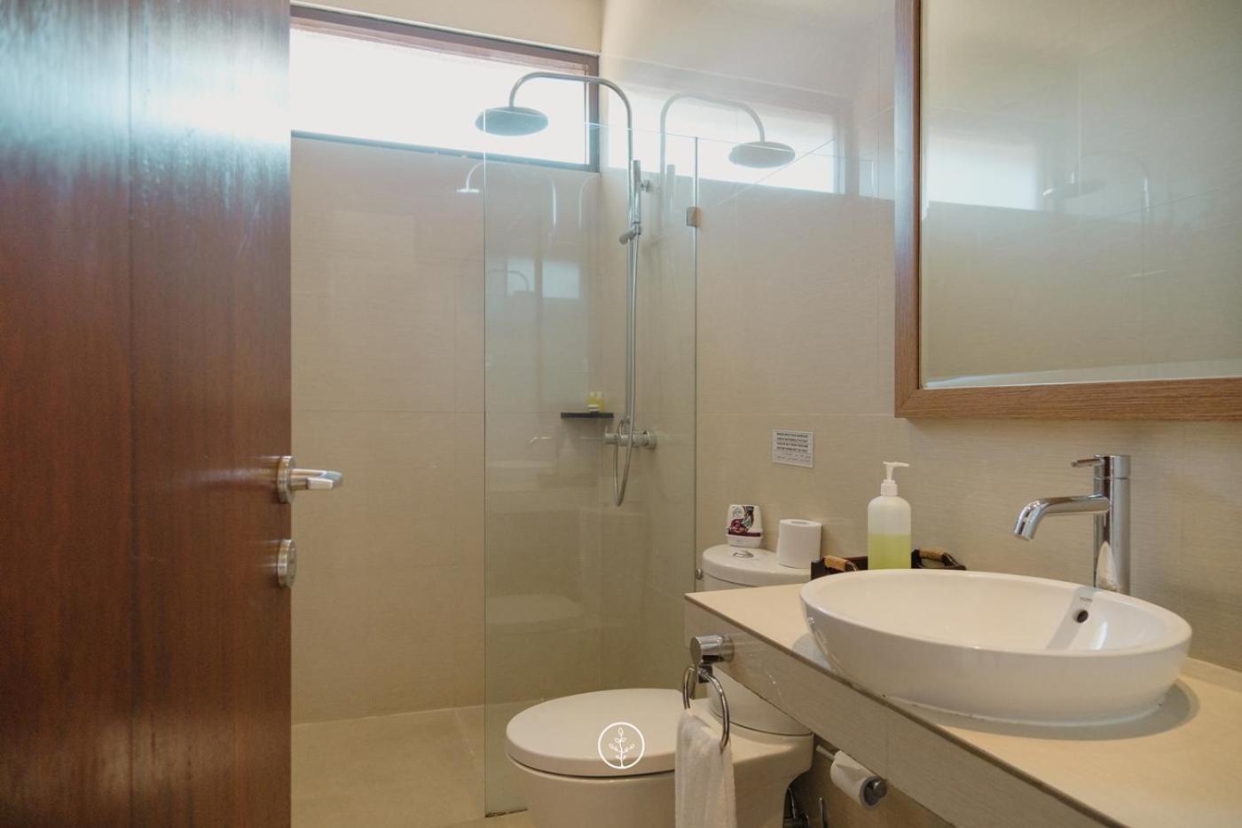 Narwastu Hill View Villa 6 Bedrooms With A Private Swimming Pool Bandung Exterior foto