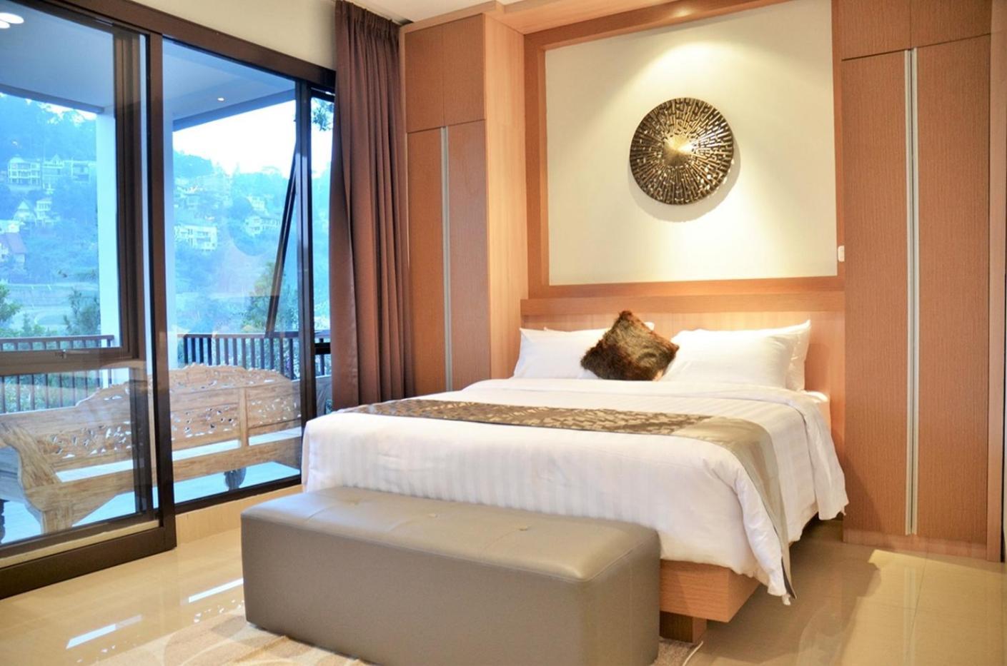 Narwastu Hill View Villa 6 Bedrooms With A Private Swimming Pool Bandung Exterior foto