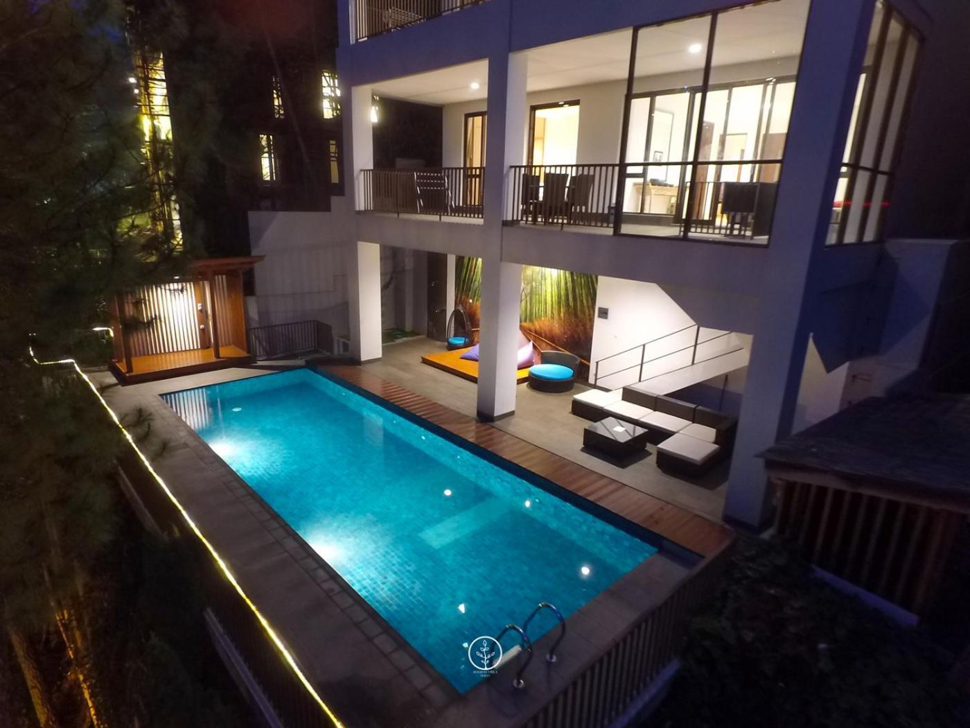 Narwastu Hill View Villa 6 Bedrooms With A Private Swimming Pool Bandung Exterior foto