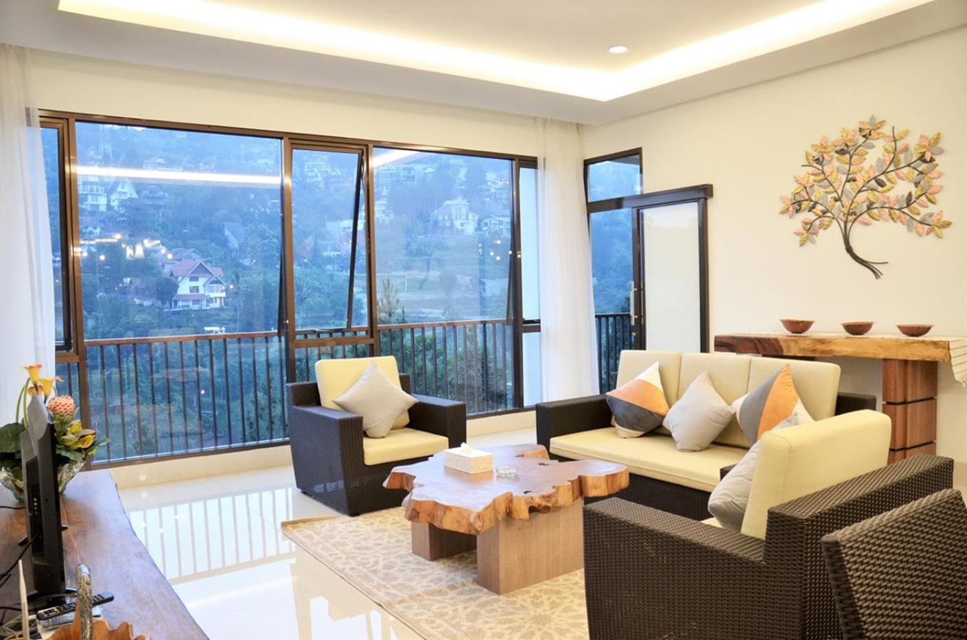Narwastu Hill View Villa 6 Bedrooms With A Private Swimming Pool Bandung Exterior foto